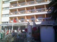 lacaletiilabeachnerja1