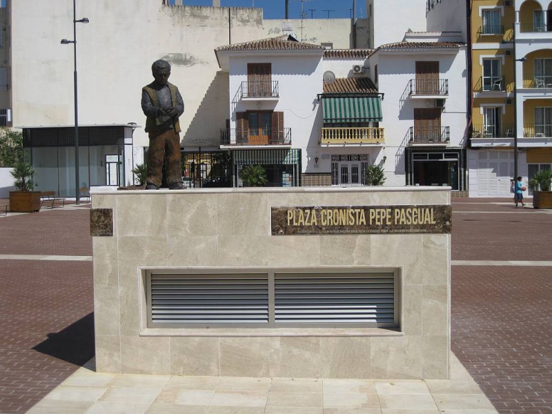 Plaza Cronista Pepe Pascual, Nerja