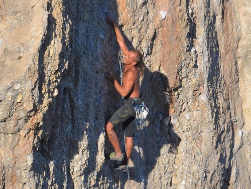 Climbers, Calahonda beach, Nerja