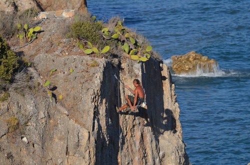 Climbers, Calahonda beach, Nerja