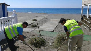 Torrox Beach, Towns near nerja