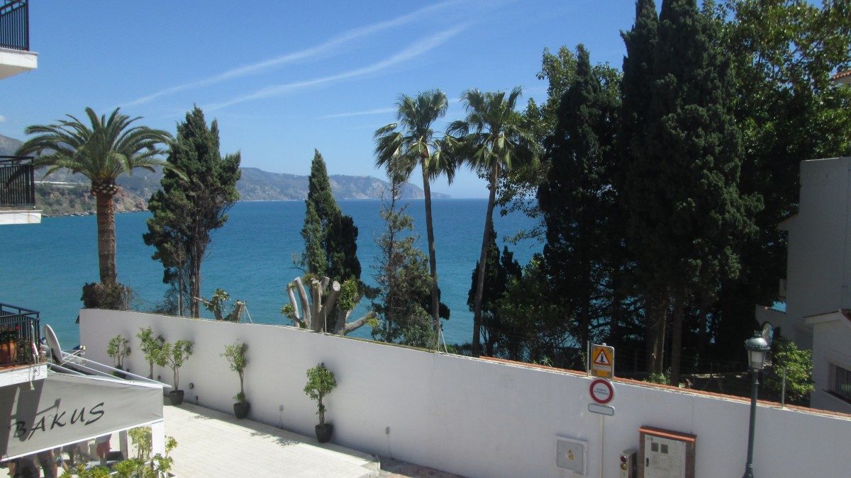 Burriana Holiday Apartment Nerja