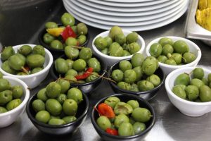 spanish diet healthy olives