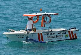 nerja water cleaning boat