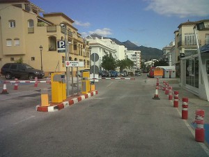 Los Huertos de Carabeo, parking, Nerja