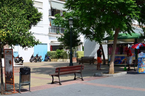 Plaza 4 Caminos, Nerja