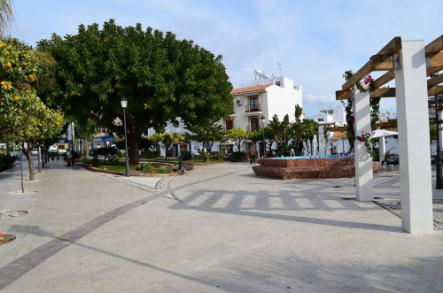 Plaza Cantarero, Nerja