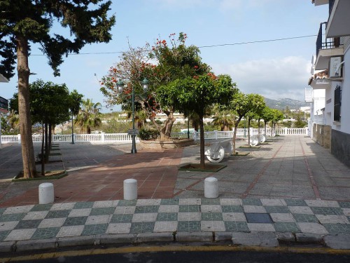 Plaza Maria Zambrano, Nerja