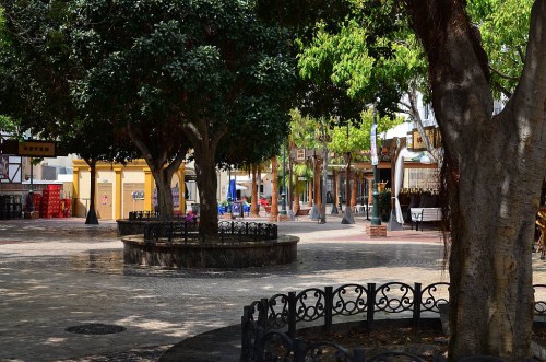 Plaza Tutti Frutti, Nerja