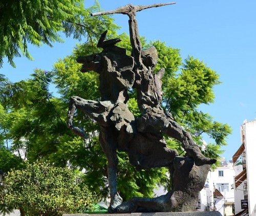 Aurelio Teno sculpture, calle Malaga, Nerja