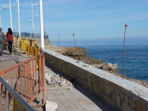 Torrecilla beach railings