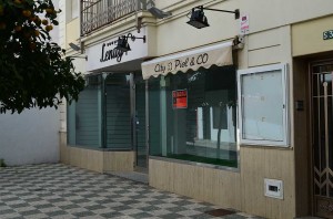 closed shop, Nerja